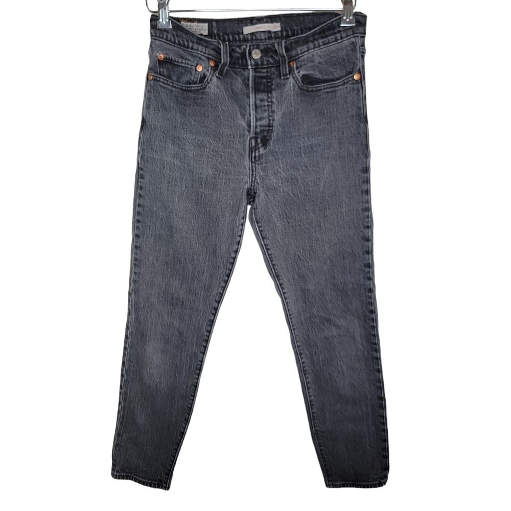 Levi’s Womens Wedgie Fit Straight Leg Grey High Rise Jeans- size 27